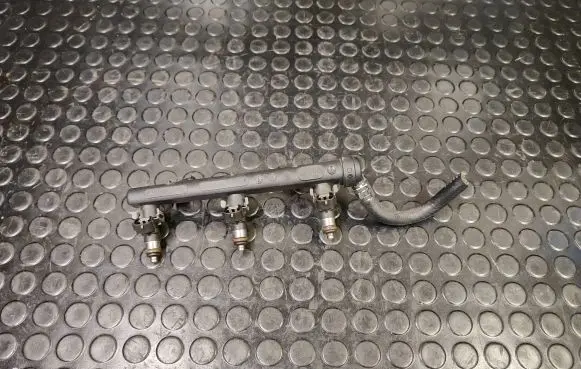 Volkswagen Up Fuel injectors set 04C906031D 04c133313n