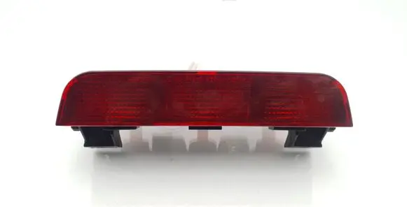 Third/center stoplight