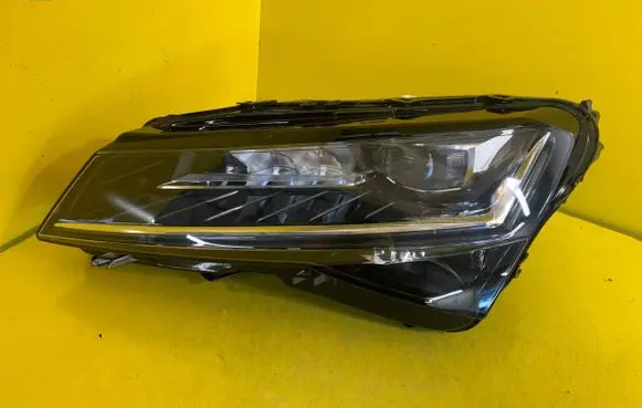Skoda Superb B8 (3V) Headlight/headlamp 3V1941015E