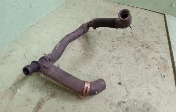 Renault Trafic II (X83) Engine coolant pipe/hose 920800