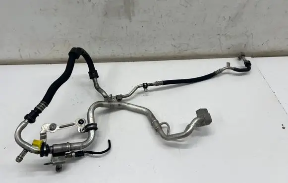 Maserati Ghibli Air conditioning (A/C) pipe/hose 670004933