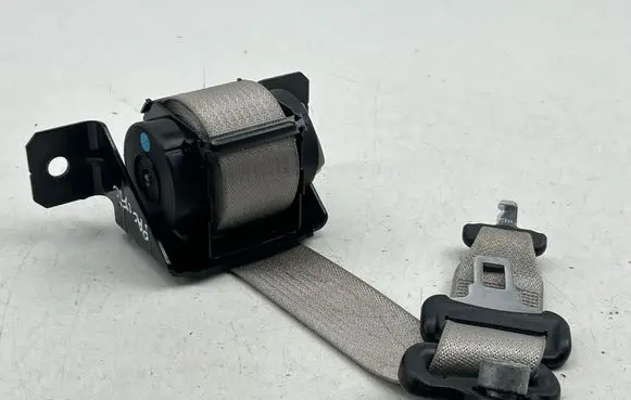 Chrysler Pacifica Roof seat belt P5LA421D2AF 6294882 T5U305610288