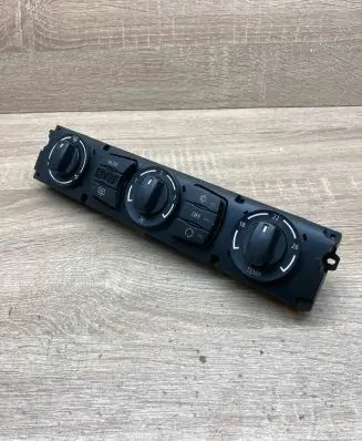 BMW 5 E60 E61 Climate control unit 6950628