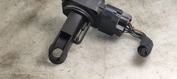 Toyota Corolla Verso AR10 Mass air flow meter 222040N010 MB1974003070