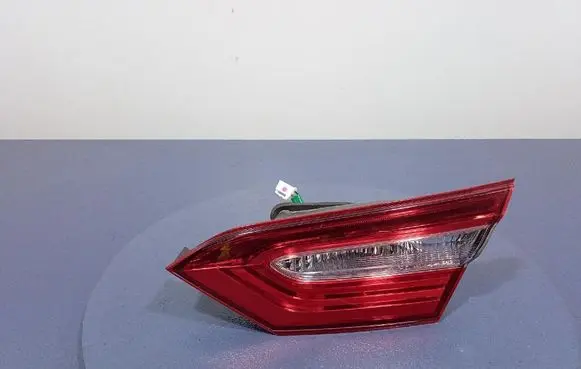 Toyota Camry Rear/tail lights 33-240