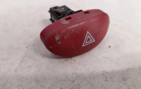 Peugeot 206 Hazard light switch 9643213777