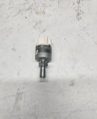 Toyota RAV 4 (XA40) Brake pedal sensor switch