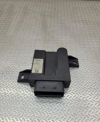 Audi A8 S8 D4 4H Fuel injection pump control unit/module 4H0906093D