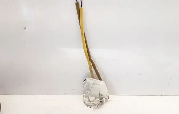 Mazda 2 Rear door lock