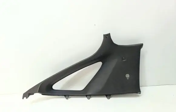 Mitsubishi 3000 GT (C) pillar trim MB877293