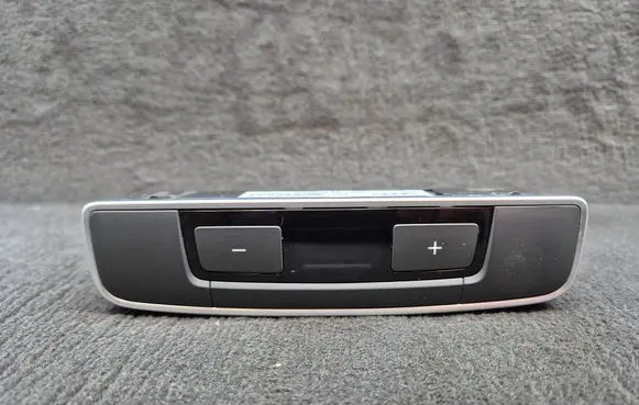 Audi Q7 4M Climate control unit 8W0919158 8W0919158SWI 8W0919158CSWI