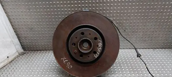 Volvo XC90 Front wheel hub spindle knuckle 31200297 08630771