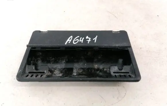 Car ashtray