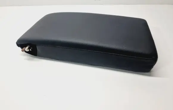 Nissan Qashqai Rear seat armrest 887004EJ3A 887414EB3A