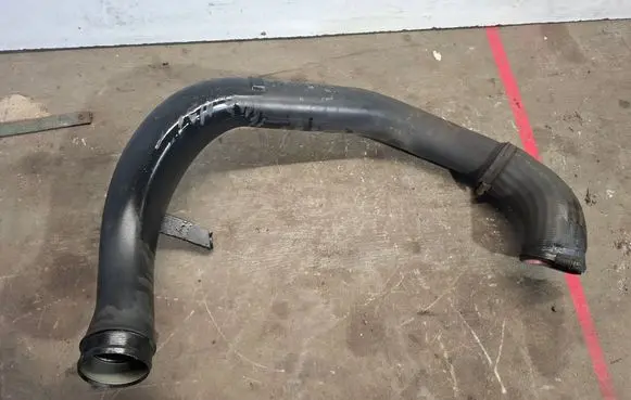 Intercooler hose/pipe