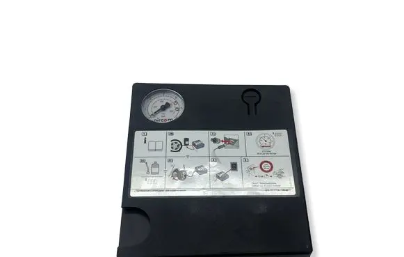 Audi A5 Tire air pump compressor 8P0012615A
