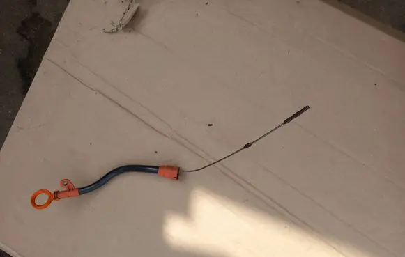 Seat Exeo (3R) Oil level dip stick 06f103663h