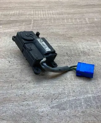 Mazda 626 Air flap motor/actuator GA601GA5R2L