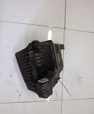 KIA Sorento Air filter box 