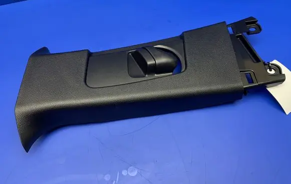 (B) pillar trim (top)