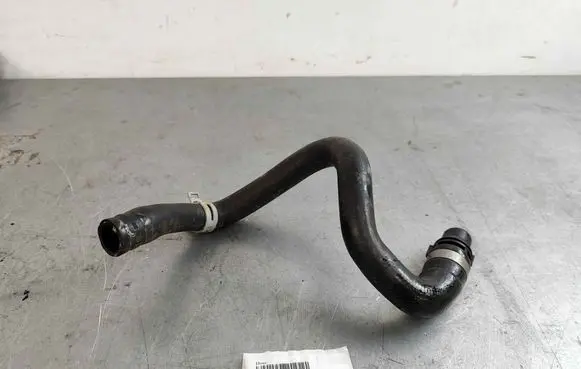 Volvo XC60 Engine coolant pipe/hose 31657715