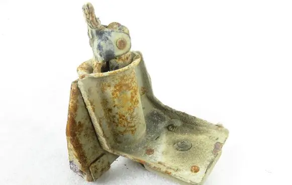 Ford Galaxy Spare wheel mounting bracket 