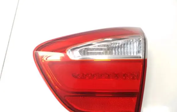 KIA Rio Tailgate rear/tail lights 924041W2