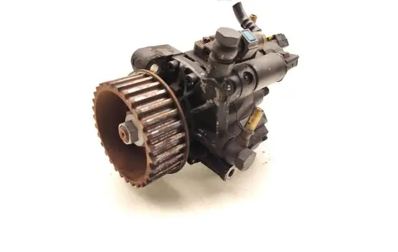 Renault Scenic RX Fuel injection high pressure pump 167000938R 5WS40565