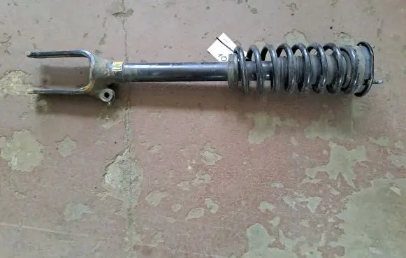 Mercedes-Benz ML W164 Front shock absorber with coil spring A1643200130 A1643200230