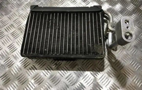 Alfa Romeo 156 A/C cooling radiator (condenser)