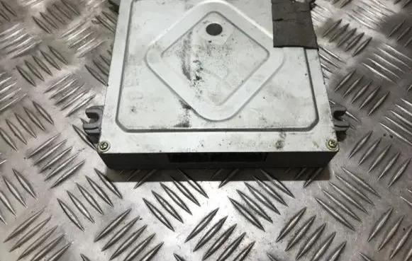 Honda Civic Engine control unit/module 37700p01g02 37700-p01-g02