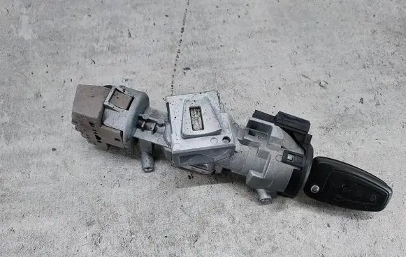 Ford Focus Ignition lock 3M51-3F880-AB
