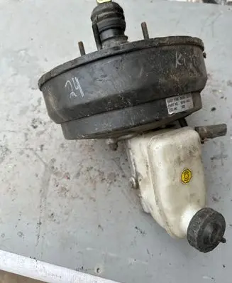 KIA Sorento Brake booster 591003E710