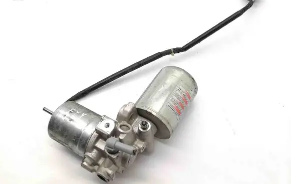 Toyota Prius (XW50) Vacuum pump 4707047080