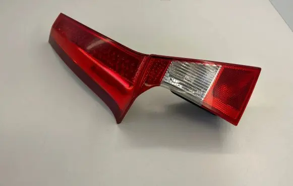 Volvo V70 Tailgate rear/tail lights