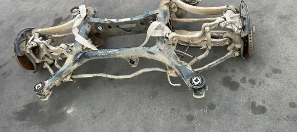 Volkswagen Touareg III Rear axle beam 4M0505235BS