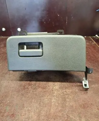 Honda FR-V Cup holder front 