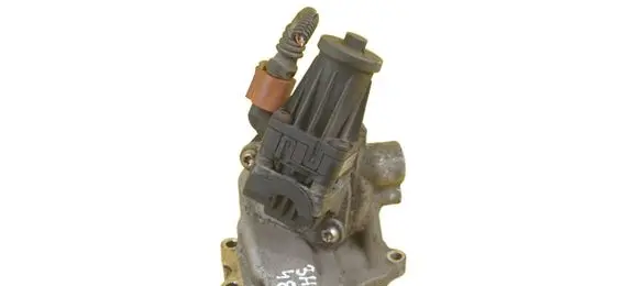 Mitsubishi Canter EGR thermostat 50276448 4P10