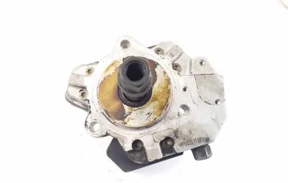 BMW 7 E65 E66 Fuel injection high pressure pump 7795713