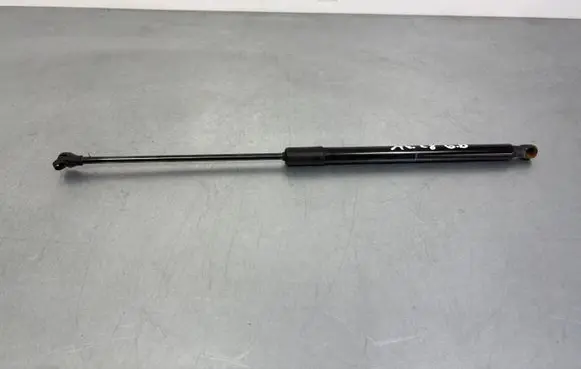 Audi A6 S6 C8 4K Tailgate/trunk strut/damper 4K9827552B