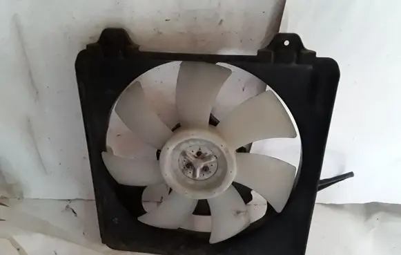 Toyota RAV 4 (XA20) Electric radiator cooling fan 0227403842