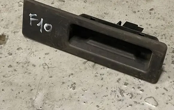 BMW 5 F10 F11 Tailgate/trunk/boot exterior handle 10822910