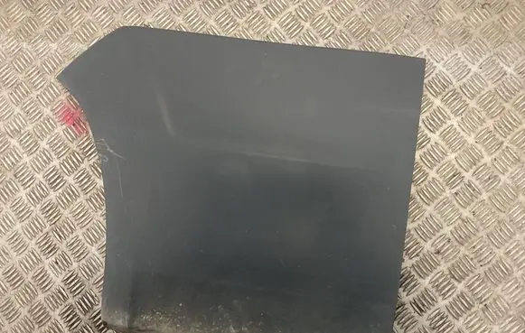 Rear fender molding trim