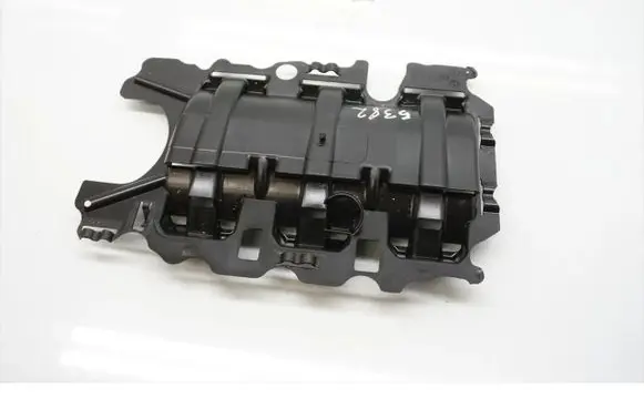 Volkswagen Golf Cross Oil sump 04C103623B