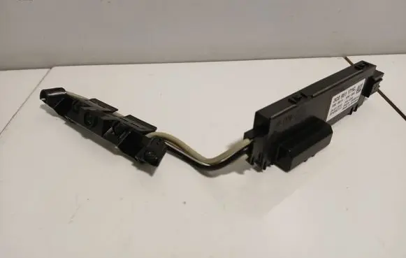 Volkswagen PASSAT B7 Alarm movement detector/sensor 3C0951171C