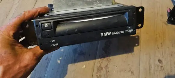 Navigation unit CD/DVD player