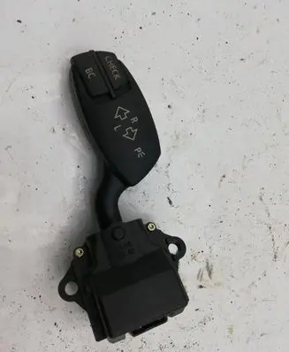 BMW 5 E60 E61 Indicator stalk 6924103 01106720