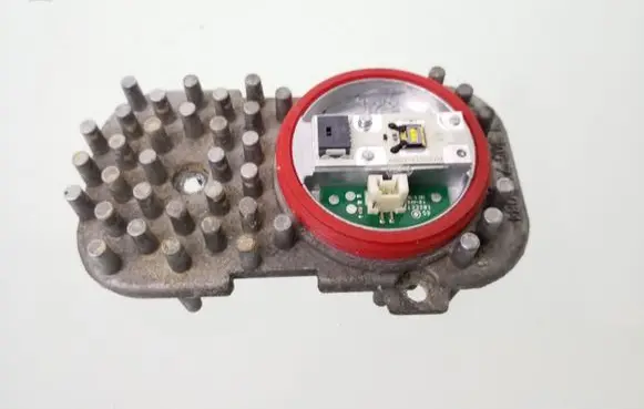 BMW X5 F15 Headlight/headlamp bulb 1305715084