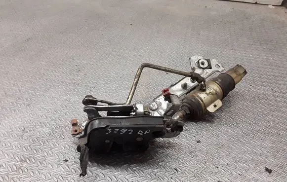 Toyota 4 Runner N120 N130 Front door lock