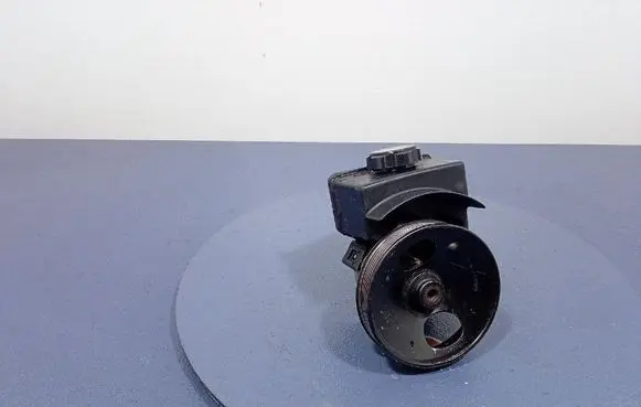 Volvo S70 V70 V70 XC Power steering pump 9140195